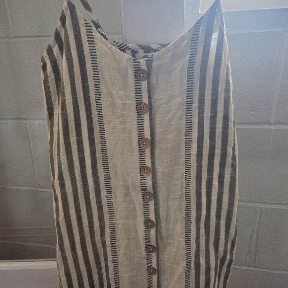 Striped Button-Down Skirt - Picture 1 of 4